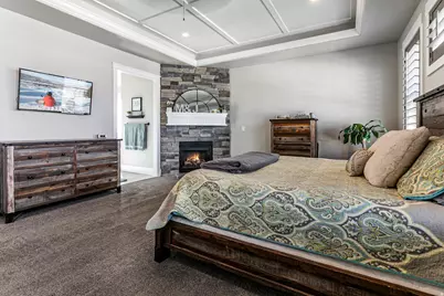 977 S Parkway E, North Salt Lake, UT 84054 - Photo 16