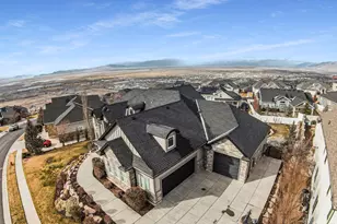 977 S Parkway E, North Salt Lake, UT 84054 - Photo 66