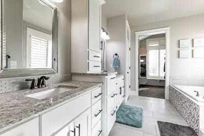 977 S Parkway E, North Salt Lake, UT 84054 - Photo 18
