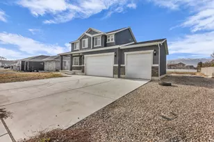 112 Eastmoor Dr, Grantsville, UT 84029 - Photo 4