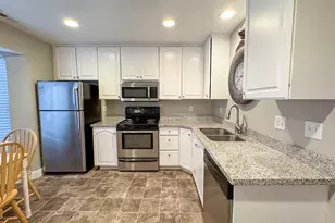 986 N 900 E, Provo, UT 84604 - Photo 2