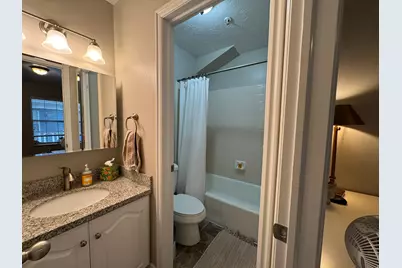 986 N 900 E #31, Provo, UT 84604 - Photo 28