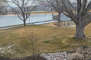 13638 S 3160 W, Riverton, UT 84065 - Photo 8