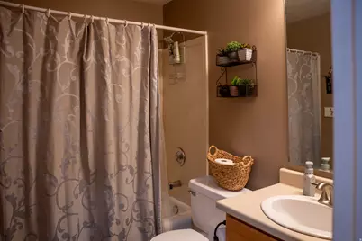 13638 S 3160 W, Riverton, UT 84065 - Photo 14