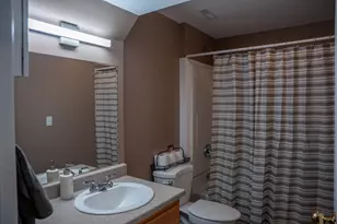 13638 S 3160 W, Riverton, UT 84065 - Photo 16