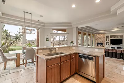 2005 W Monterey Dr, Saint George, UT 84770 - Photo 18