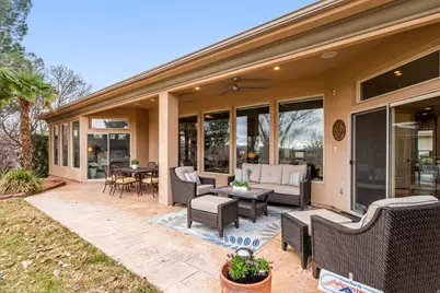 2005 W Monterey Dr, Saint George, UT 84770 - Photo 4