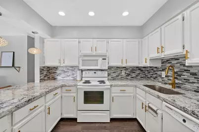 188 E 2050 S #D-3, Bountiful, UT 84010 - Photo 2