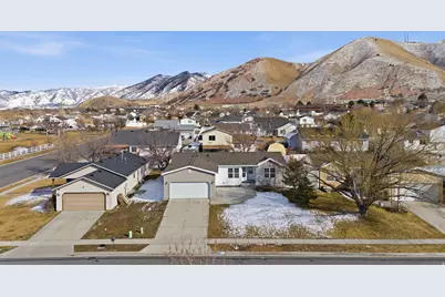 1011 S 900 W, Tooele, UT 84074 - Photo 36