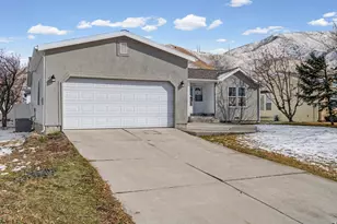 1011 S 900 W, Tooele, UT 84074 - Photo 2