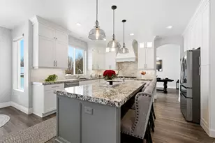 2872 W Rolling Creek Way, South Jordan, UT 84095 - Photo 16