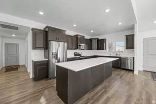 931 N Brook Ave, Tooele, UT 84074 - Photo 16