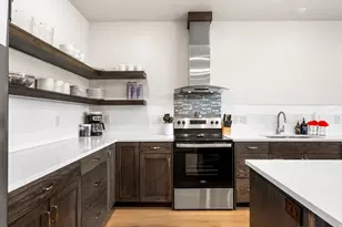 140 W 150 S, Garden City, UT 84028 - Photo 4