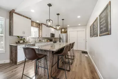 4531 W Cambridge Dr, Cedar Hills, UT 84062 - Photo 4