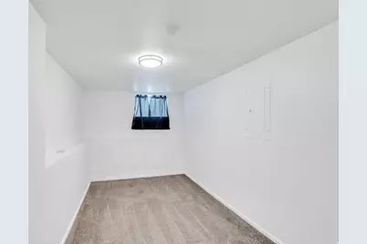 706 W 2300 N, Clinton, UT 84015 - Photo 12