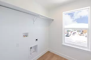 925 N 4020 W, Lehi, UT 84048 - Photo 16