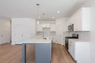 925 N 4020 W, Lehi, UT 84048 - Photo 8