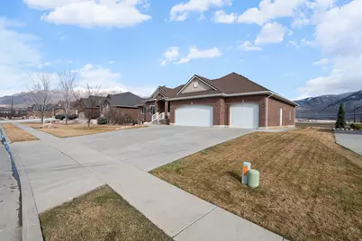 1780 N 1350 W, Farr West, UT 84404 - Photo 2