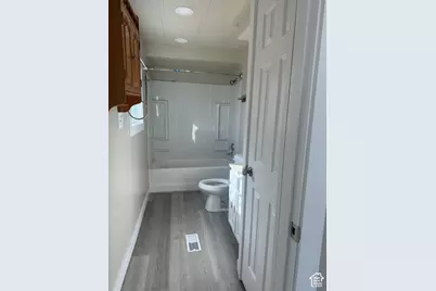 446 W 500 S #24, Wellington, UT 84542 - Photo 16