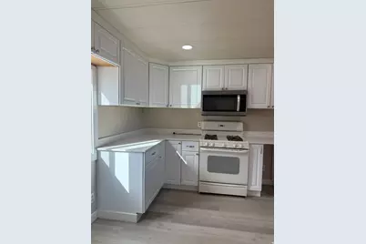 446 W 500 S #24, Wellington, UT 84542 - Photo 8