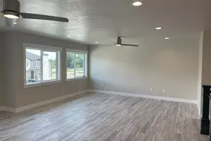 812 S 1365 W, Lehi, UT 84043 - Photo 14