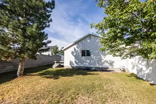 5365 W Alpine Flower Circle, Kearns, UT 84118 - Photo 34