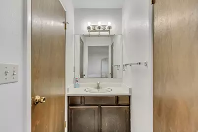 3085 W Danube Dr S, Salt Lake City, UT 84129 - Photo 14