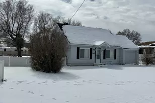 279 W 100 N, Panguitch, UT 84759 - Photo 2