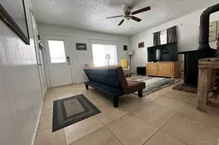 279 W 100 N, Panguitch, UT 84759 - Photo 6