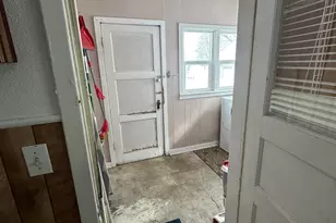 279 W 100 N, Panguitch, UT 84759 - Photo 32