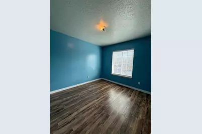 81 E Merion Dr, Stansbury Park, UT 84074 - Photo 6