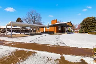 1358 E Maplewood Dr, Murray, UT 84121 - Photo 2