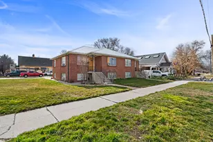 527 28th St, Ogden, UT 84403 - Photo 2
