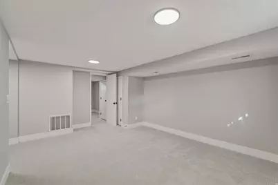 403 Highland Dr, Riverdale, UT 84405 - Photo 18