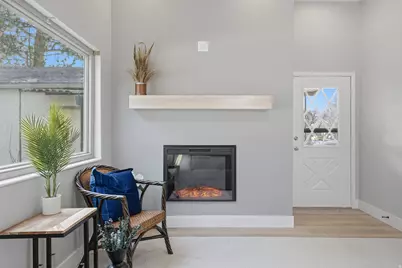403 Highland Dr, Riverdale, UT 84405 - Photo 4