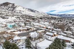 871 N Poplar Cir E, Centerville, UT 84014 - Photo 56