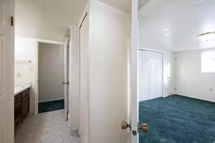 871 N Poplar Cir E, Centerville, UT 84014 - Photo 34