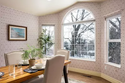 871 N Poplar Cir E, Centerville, UT 84014 - Photo 10