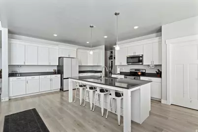 14884 S Lone Birch Ln, Draper (UT Cnty), UT 84020 - Photo 12