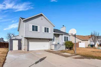 5166 W Ticklegrass Dr, West Jordan, UT 84081 - Photo 2
