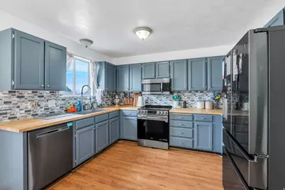 5166 W Ticklegrass Dr, West Jordan, UT 84081 - Photo 8