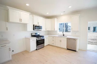 1113 N 1020 W, Salem, UT 84653 - Photo 4