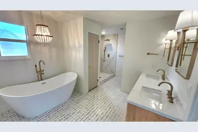 9039 S 1660 E, Sandy, UT 84093 - Photo 16