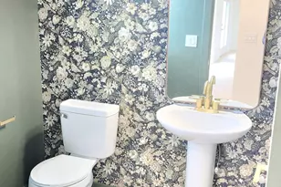 9039 S 1660 E, Sandy, UT 84093 - Photo 12