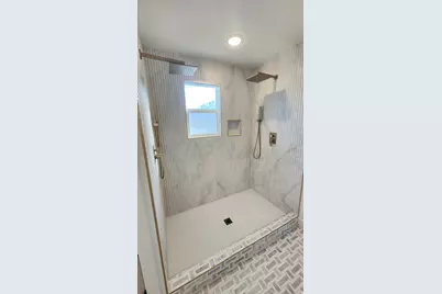 9039 S 1660 E, Sandy, UT 84093 - Photo 18