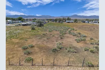 264 N Center St, Goshen, UT 84633 - Photo 12