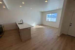 234 W 690 N, Smithfield, UT 84335 - Photo 4