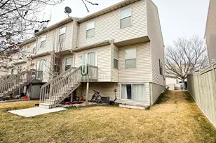 7948 N Dundee Dr, Eagle Mountain, UT 84005 - Photo 24