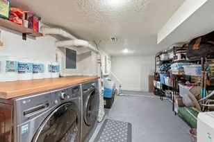 2430 S 800 E, Salt Lake City, UT 84106 - Photo 32