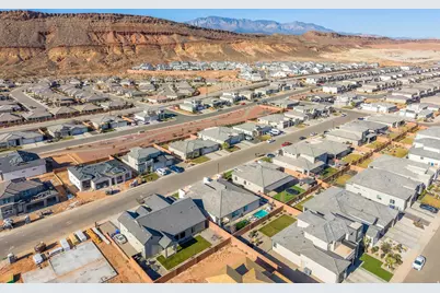 671 S Goose Creek Dr, Washington, UT 84780 - Photo 12